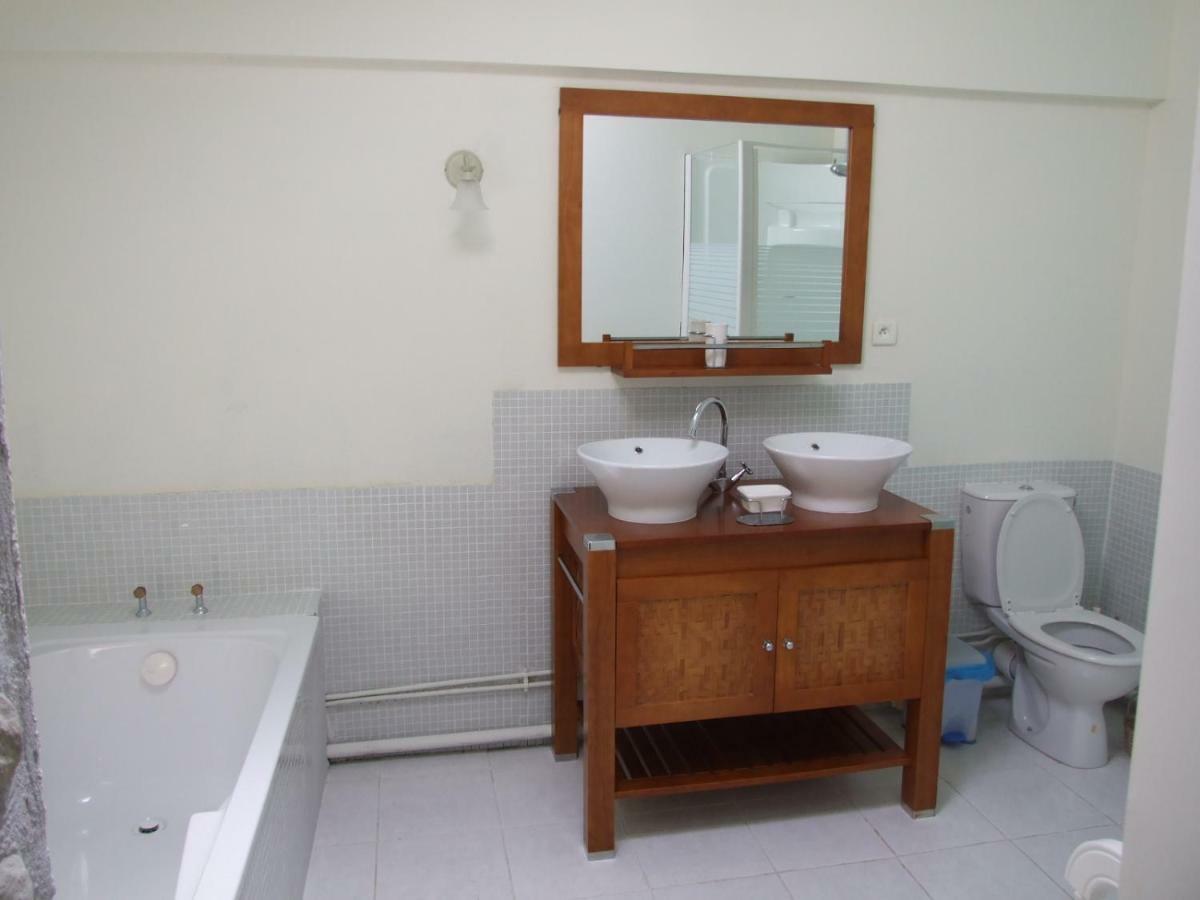 Le Vieux Couvent Villa Deviat Kültér fotó