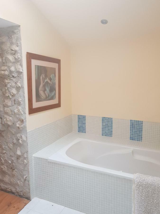 Le Vieux Couvent Villa Deviat Kültér fotó