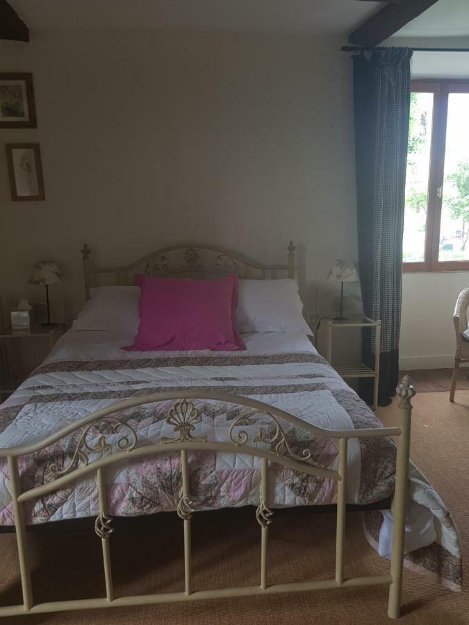 Le Vieux Couvent Villa Deviat Kültér fotó