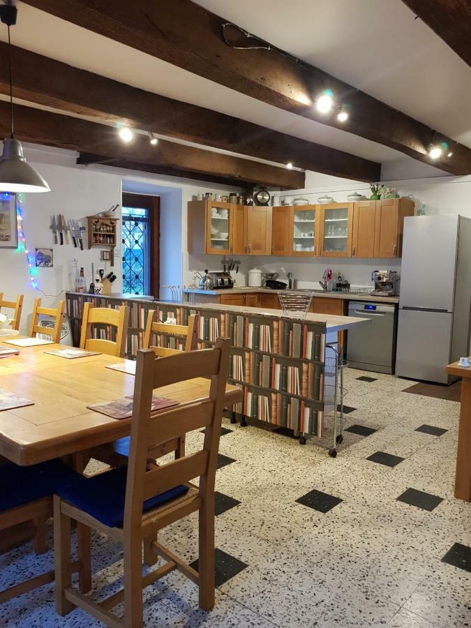 Le Vieux Couvent Villa Deviat Kültér fotó